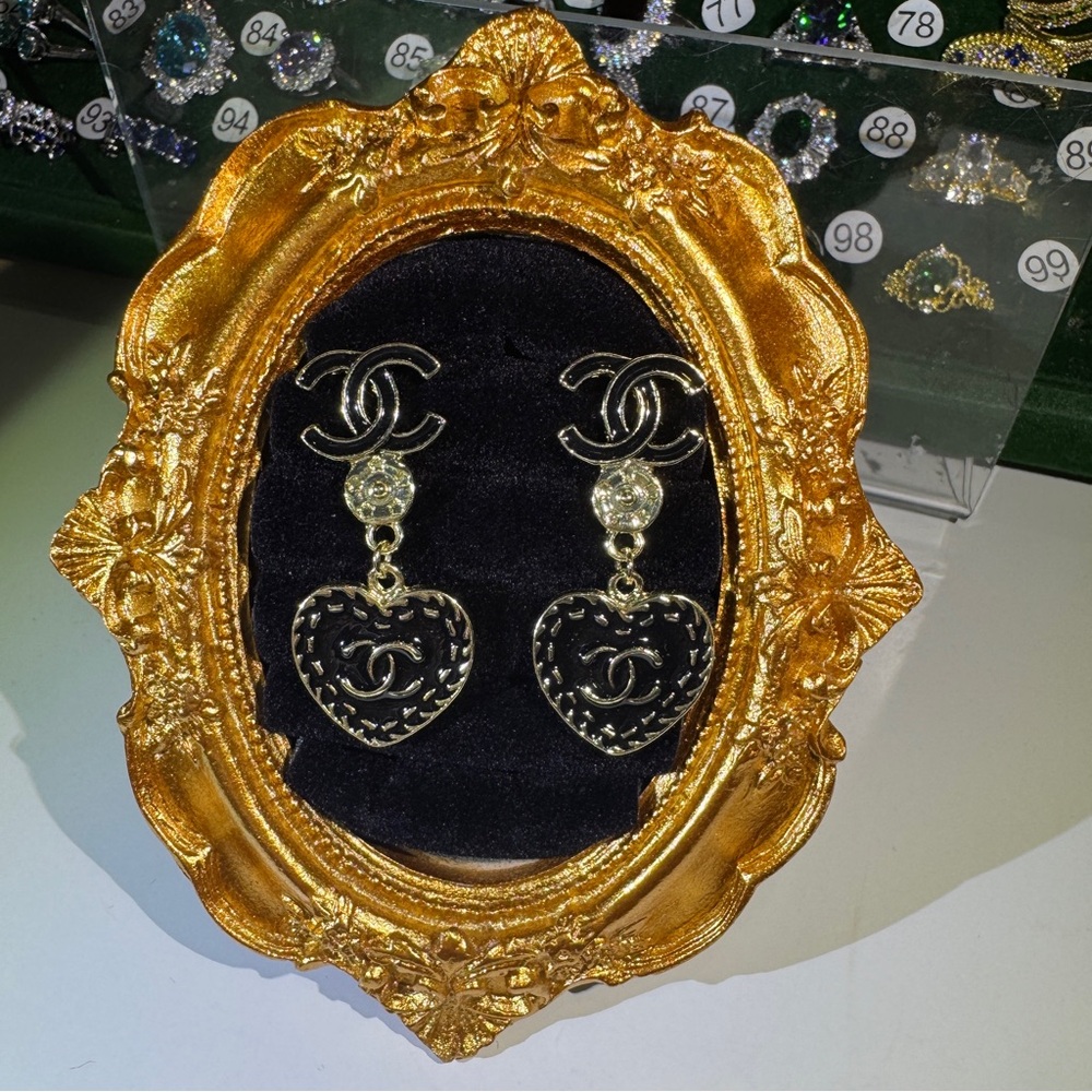 S925 Posts-Black and Gold Heart Drop Earrings